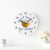 Maak je geen zorgen "Bee" Happy Large Wall Clock Grote Klok (Huis)