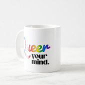 Maak je geest queer koffiemok (Voorkant links)