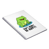 Maak je niet druk wees hoppy Funny Happy Frog Pun Notitieboek (Rechterzijde)