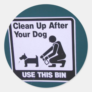 Maak je schoon na je hond. ronde sticker