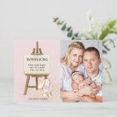 Maak kennis met de geboorte van Easel & Bunny Phot Aankondiging (Staand voorkant)