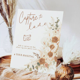 Maak kennis met de Love Terracotta QR Wedding Hash Reclamebord Met Voetstuk