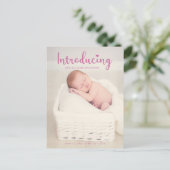 Maak kennis met het roze babymeisje Verticaal foto Aankondigingskaart (Staand voorkant)