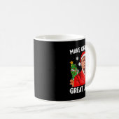 Maak kerst weer leuk Kerstman Trump 2024 Koffiemok (Voorkant rechts)