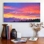 Maak Magic Quote Script Oranje Blue Sunrise Foto Canvas Afdruk<br><div class="desc">Het is een gloednieuwe dag en tijd om "je eigen magie te maken". Dat is de boodschap van dit verbluffende fotografie-wandcanvas dat bestaat uit een opvallende zonsopgang in blauw, roze, oranje en geel. Het is een geweldig cadeau voor iemand speciaal! U kunt deze wandkunst eenvoudig personaliseren, plus ik bied ook...</div>