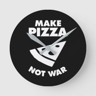 Maak pizza niet oorlog, grappige typografie pizza ronde klok