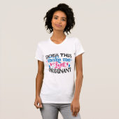Maakt dit me zwanger? t-shirt (Voorkant volledig)