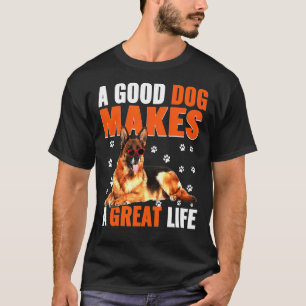 maakt een groot leven in een mooie Duitse herder T-shirt