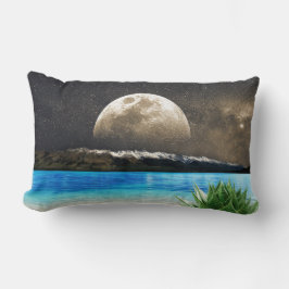 Maan en strand kussen