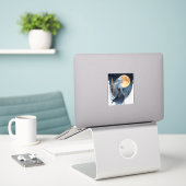 Maan Godin Sticker (Laptop op bureau)