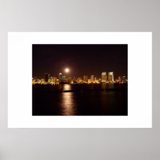 maan over baai poster