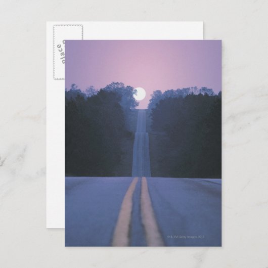 Maan over open weg briefkaart (Voorkant / Achterkant)