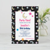 Maan, sterren en wolken Patroon Zwart Verjaardagsf Kaart (Staand voorkant)