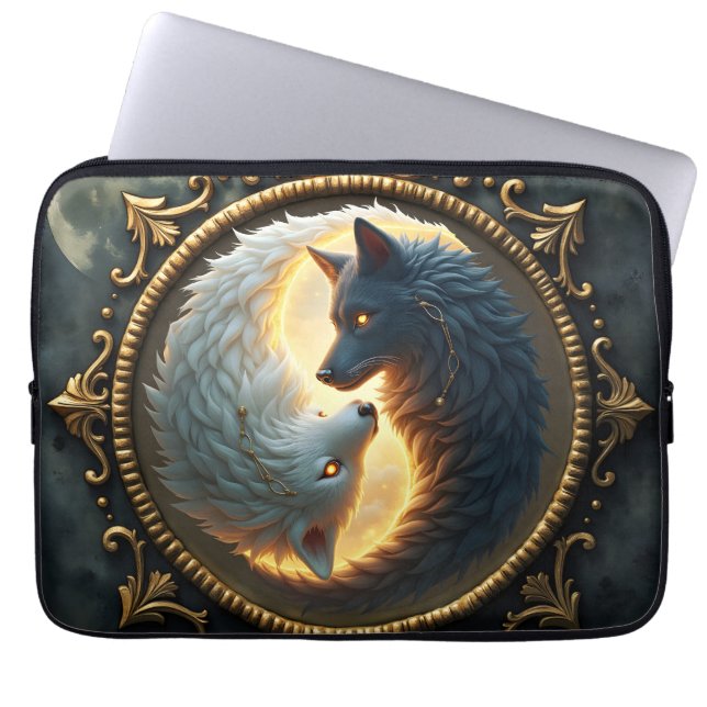 Maanbalans – Waar Schaduwen het Licht Omhelzen.  Laptop Sleeve (Voorkant)