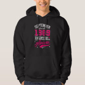 Maandag april 33 jaar hoodie (Voorkant)