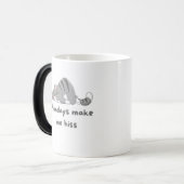 Maandagen maken me zijn koffie Mok (Voorkant links)