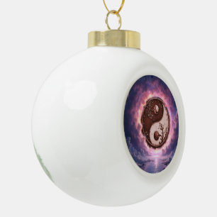 Maanevenwicht – Yin Yang van het eeuwige licht. Keramische Bal Ornament