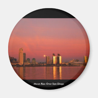 Maanopkomst boven San Diego Magneet