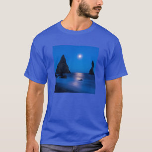 Maanopkomstreflectie   IJsland, Reynisdrangur T-shirt