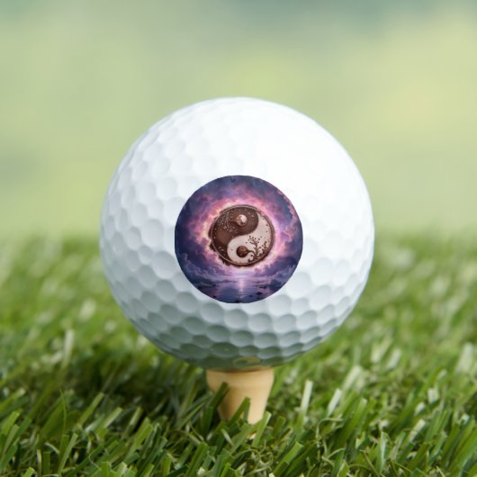 Maanverlichte balans – Yin Yang van het eeuwige li Golfballen (Insitu Shirt)
