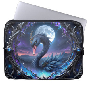 Maanverlichte Bewaker – Zwaan van het Stille Licht Laptop Sleeve