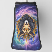 Maanverlichte Bewakers – Kosmische leeuw. Golfheadcover (Draai 90)