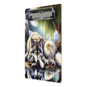 Maanverlichte sereniteit een sluimerende wolf mini klembord (Angled2)