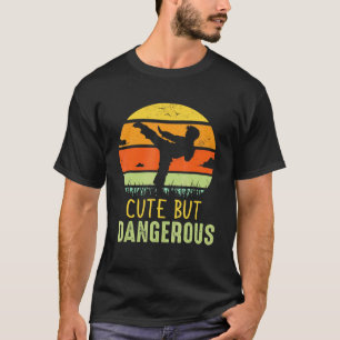 Maar gevaarlijke karatestudent stagiair karateka m t-shirt