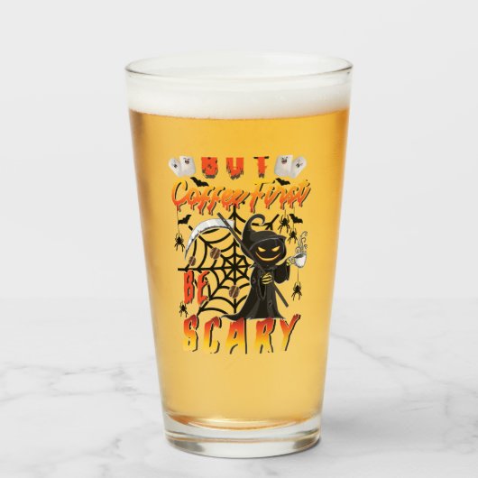 Maar koffie is eerst eng glas (Voorkant gevuld)