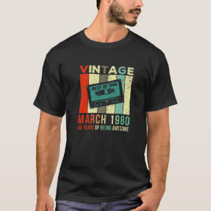 maart 1980 : 40 jaar Geweldige 40e T-shirt
