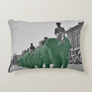 Maart van de Groene Circus Elephants rond 1920 Accent Kussen
