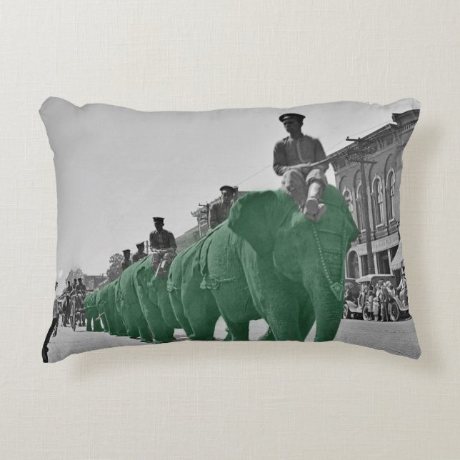 Maart van de Groene Circus Elephants rond 1920 Accent Kussen (Voorkant)