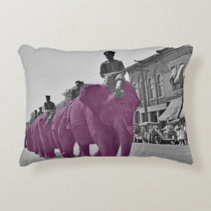 Maart van de Paarse Elephant 1920 circusparade Accent Kussen