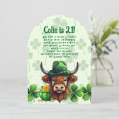 Maart Verjaardag Bull in Clovers Party Uitnodiging (Staand voorkant)