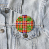 MAC RAE TARTAN Ronde Pin Button (In situ)