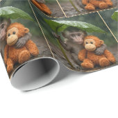 Macaque Monkey with a Stuffed Orangutan Cadeaupapier (Rol Hoek)
