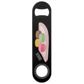 Macaron cartoon illustratie speed flessenopener (Voorkant)