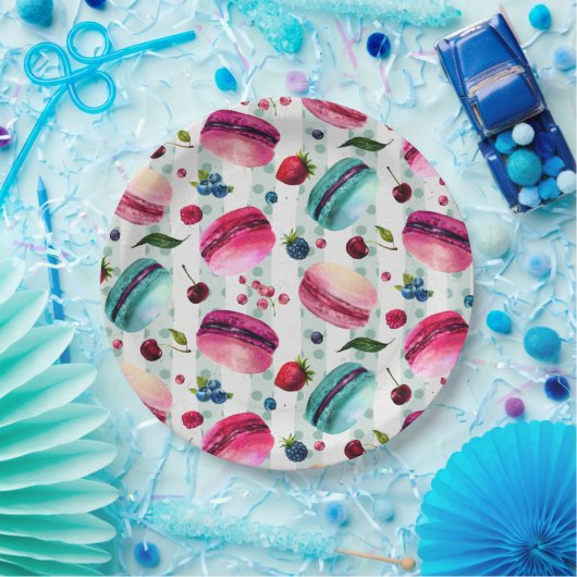 Macarons Frans deeg met bessen en pooldijen Papieren Bordje (Feest)