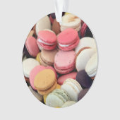 Macarons in verschillende kleuren ornament (voorkant)