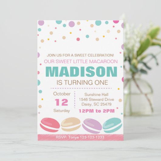 Macaroon Birthday Uitnodiging (Staand voorkant)