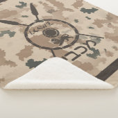 Maccabee Shield and Spears - woestijn Sherpa Deken (3/4)