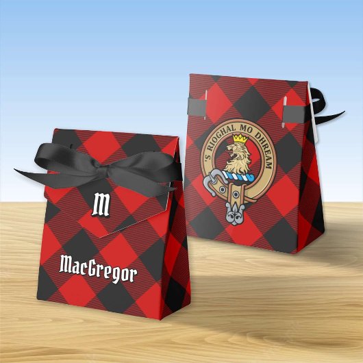 MacGregor Crest over Rob Roy Tartan Favor Box Bedankdoosjes