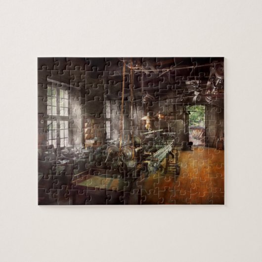 Machinist - Draaibank - Een lange draaibank Legpuzzel (Horizontaal)