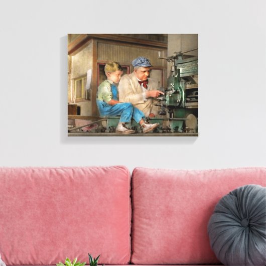 Machinist - Verzendtijd met opa 1921 Canvas Afdruk (Insitu (Woonkamer))