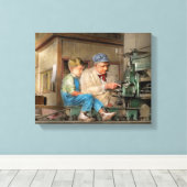 Machinist - Verzendtijd met opa 1921 Canvas Afdruk (Insitu (Houten vloer))