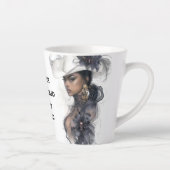 Macht is niet luid - het is klaar latte mok (Rechts)