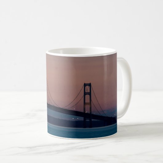 Mackinac Bridge bij Dusk Coffee Mok (Voorkant rechts)