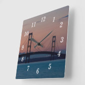 Mackinac Bridge bij schemerwandklok Vierkante Klok (Hoek)