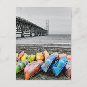 Mackinac Bridge en kano's Selecteer kleur Briefkaa Briefkaart