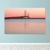 Mackinac Bridge, Michigan Canvas Afdruk (Insitu (Houten vloer))